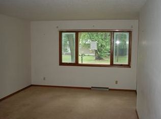 636 N 4th St, New Richmond, WI 54017