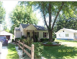 1st image of 19549 Greenacre St
