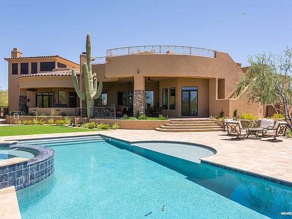 Resort-style backyard