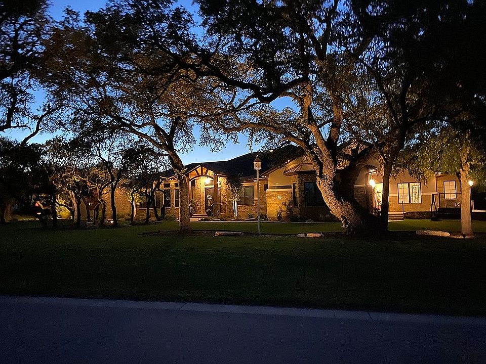 1st image of 131 Saddle Ln