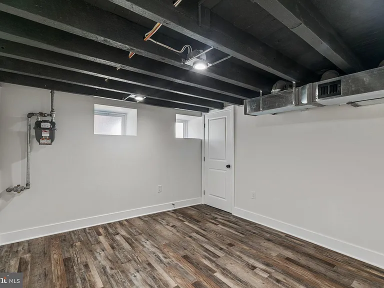 3156 Almond St — Photo 46