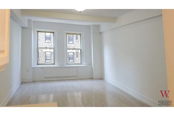 Rented by Wohlfarth & Associates Inc | media 19