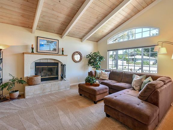 4th image of 223 Sierra Vista Ct