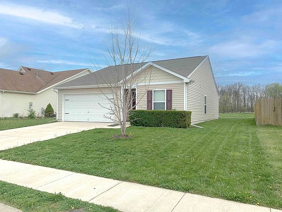 3rd image of 364 Ariel Dr