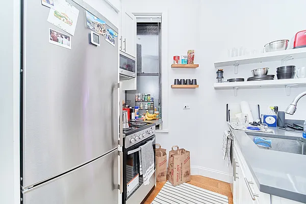 Rented by Living New York | media 22