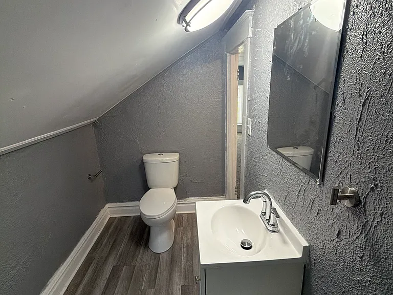 507 S Shaw St — Photo 12
