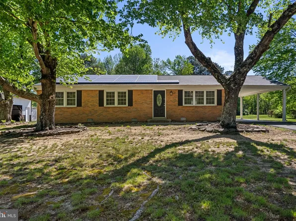 5032 Gallant Green Rd, Waldorf, MD 20601