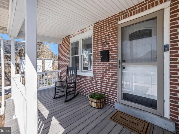 209 S 4th St, North Wales, PA 19454