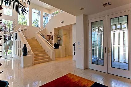 2nd image of 2212 Glenbrook Way
