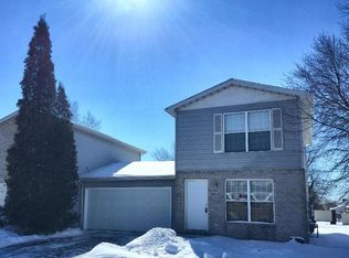 2615 W 63rd Ave, Merrillville, IN 46410