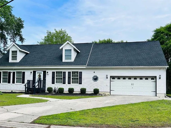 5920 Cedarcroft Dr, Mays Landing, NJ 08330