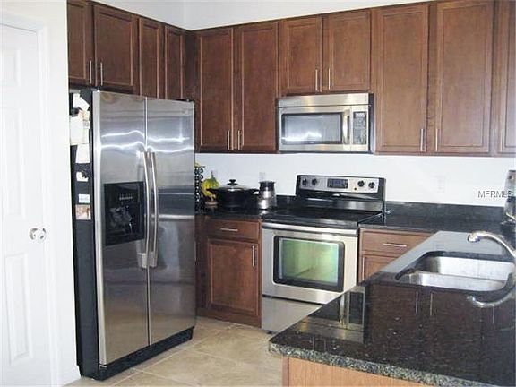 4th image of 14143 Stowbridge Ave