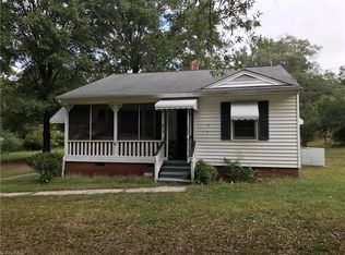 812 Day St, Burlington, NC 27217