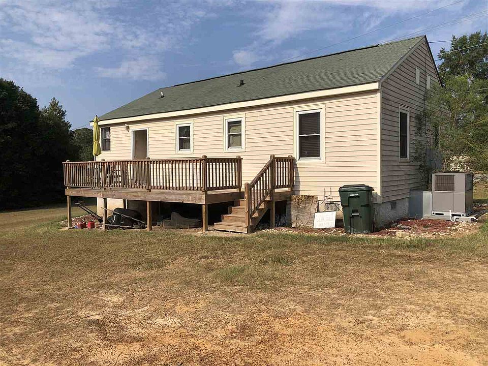 2nd image of 200 Woodard Rd