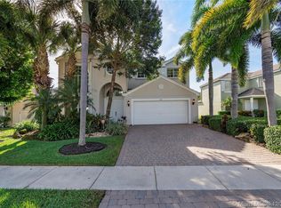 335 Berenger Walk, Royal Palm Beach, FL 33414