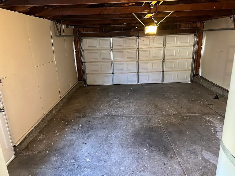 3609 Rowley Dr — Photo 19