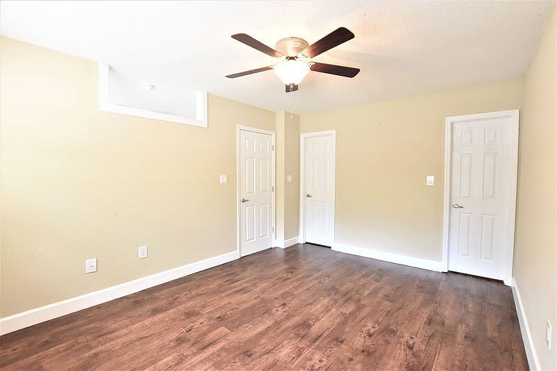 1st image of 321 NW 21st Ln Unit 3