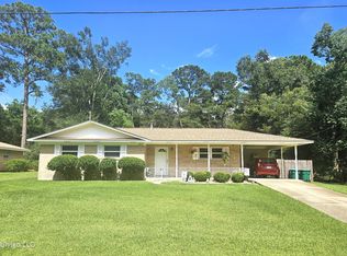 123 W Chipwood Dr, Gulfport, MS 39503