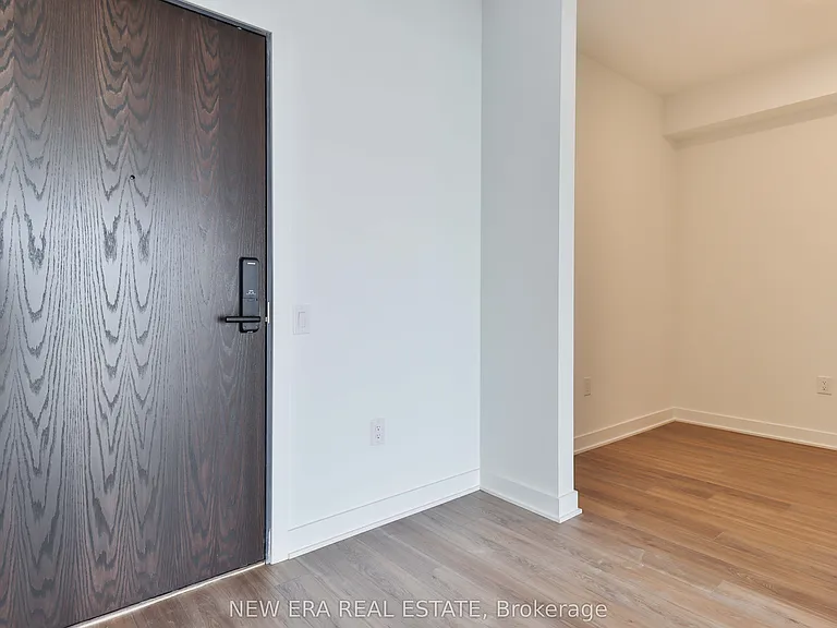 2782 Barton St E #1408 — Photo 12