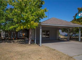 8430 Whitney Dr, White Settlement, TX 76108