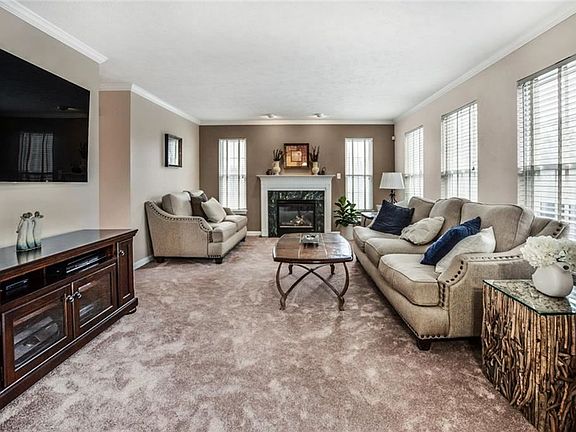 4th image of 107 Kimberwicke Ct