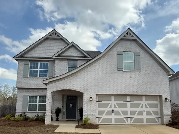 696 Tiger Trl, Opelika, AL 36804