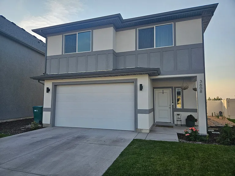 3608 W 4835 S — Photo 1
