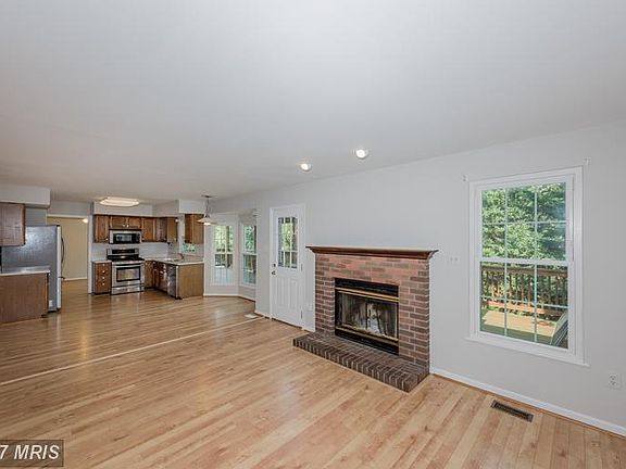 4th image of 1302 Willow Oak Dr