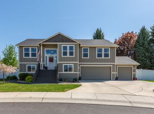 8006 N Ash Ln, Spokane, WA 99208