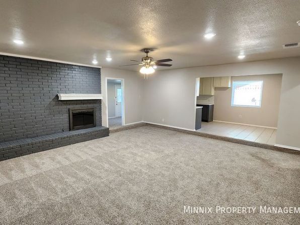 5738 3rd St, Lubbock, TX 79416