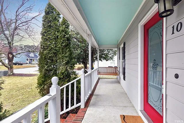 107 Perry Farms Dr — Photo 3