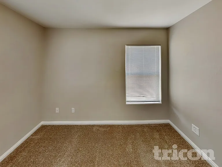 9517 Summer Furnace St — Photo 12