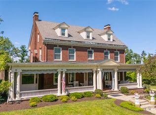 115 E Lawn Ave, Saint Clairsville, OH 43950