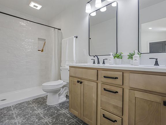 5th image of 6103 Pickerington Rd NW