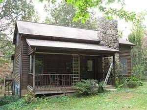 1st image of 518 Laurel Dr