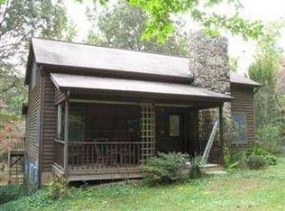 518 Laurel Dr, Criglersville, VA 22727