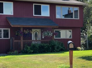 640 Giroux Cir, Anchorage, AK 99515