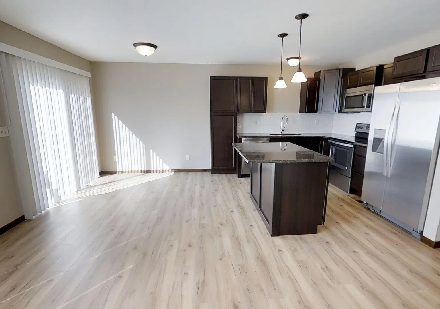 707 Deer Haven — Photo 2