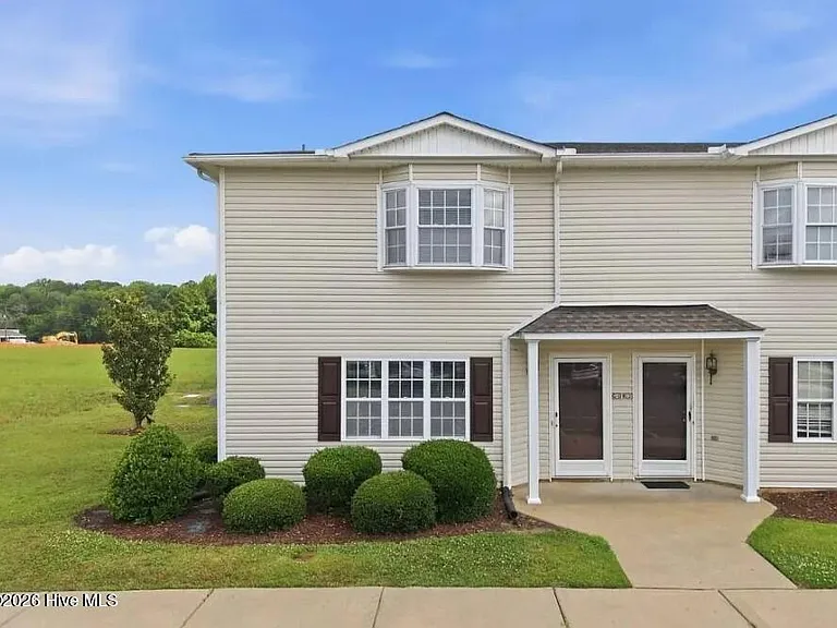 2128 Flagstone Ct #G1 — Photo 1