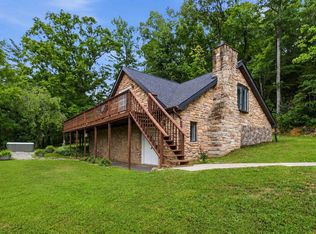 1862 Shopville Rd, Somerset, KY 42503