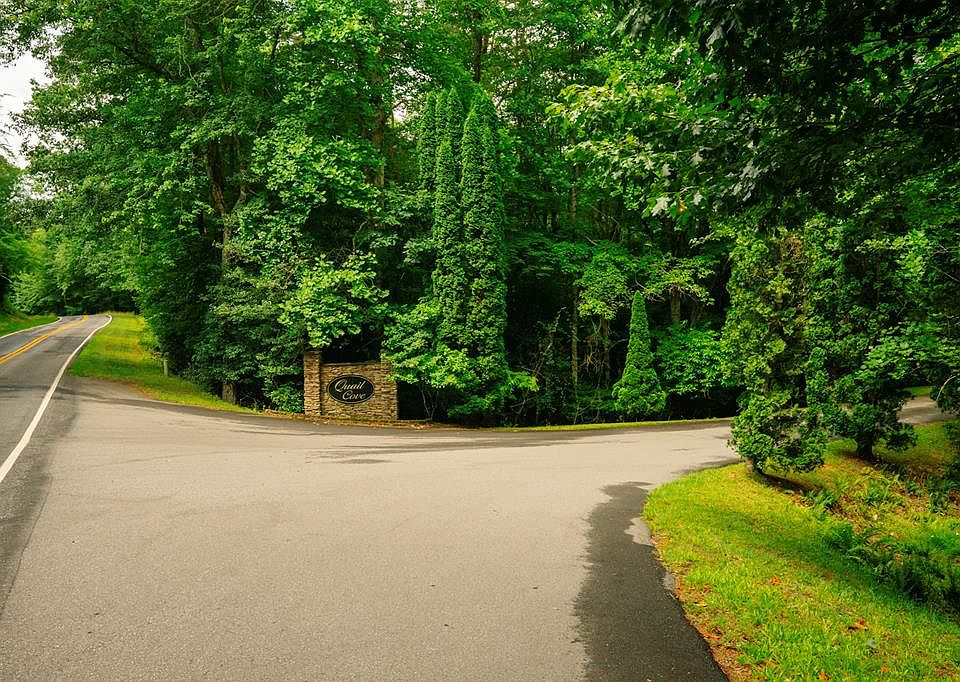 1st image of 11 Quail Cove Cir