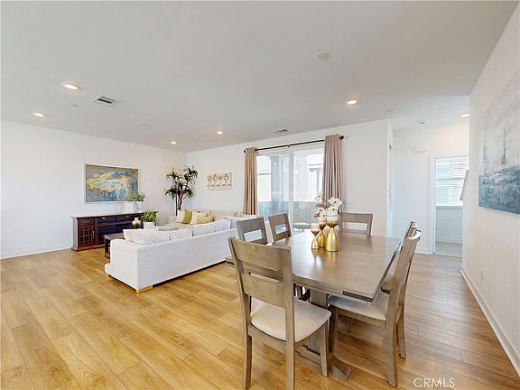 2nd image of 1066 N Anaheim Blvd Unit 1