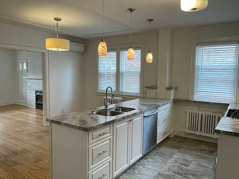 41 Scarboro Beach Blvd #MAIN — Photo 14