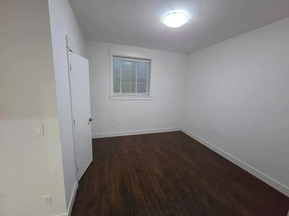 2 bed, 825 sqft, $1,800 — Photo 4