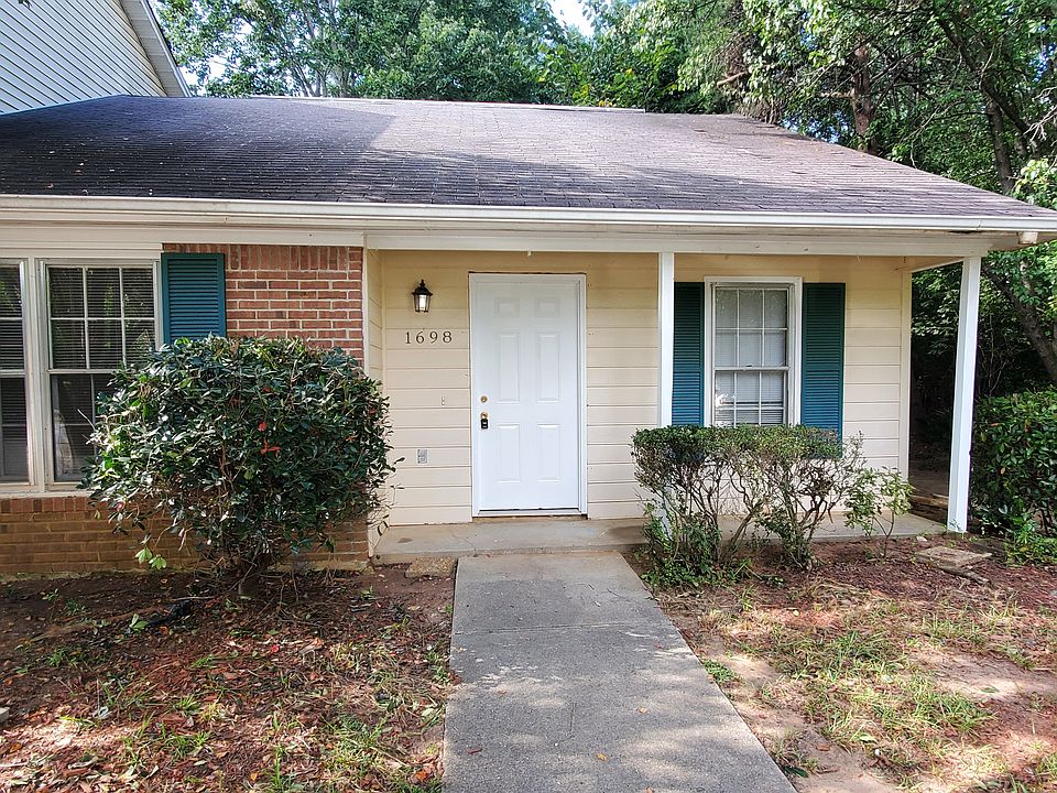 1st image of 1698 Hunting Creek Dr SE