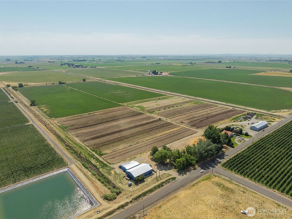 1st image of 7865 Rd R NW