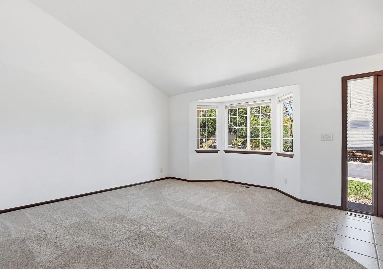 3 bed 3 bath Tri-level in Metzler Ranch Castle Rock! — Photo 4
