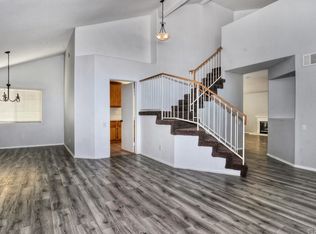 805 Coramdeo Ct, Hemet, CA 92543
