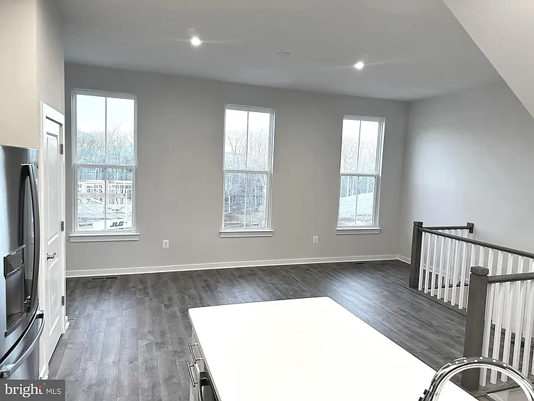 17958 Woods Overlook Dr — Photo 9