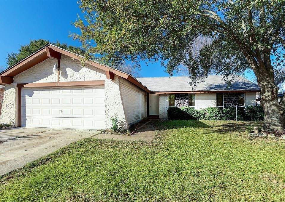 Exterior - 2 car garage!